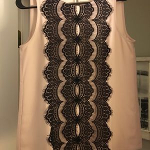 Lace sleeveless blouse